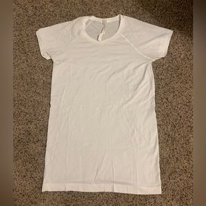 COLOR CHANGING Lululemon Swiftly Tech Short Sleeve 2.0 *Sun